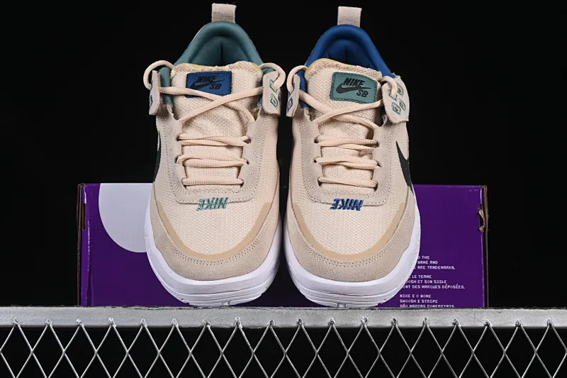 All categories Nk SB Dunk series Nk SB Dunk Low low-top sneakers Nk SB Day One Nike low-top casual sneakers FN4210-100